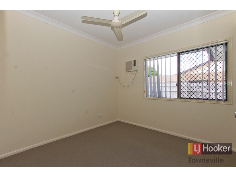 34 Young Circuit, Kirwan QLD 4817