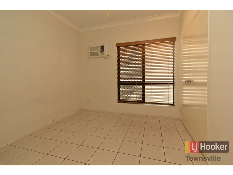 11/2 Freshwater Drive, Douglas QLD 4814