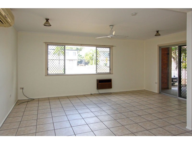 20 Killara Street, Cranbrook QLD 4814