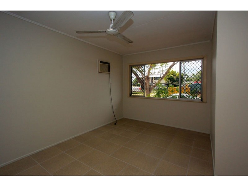 20 Killara Street, Cranbrook QLD 4814