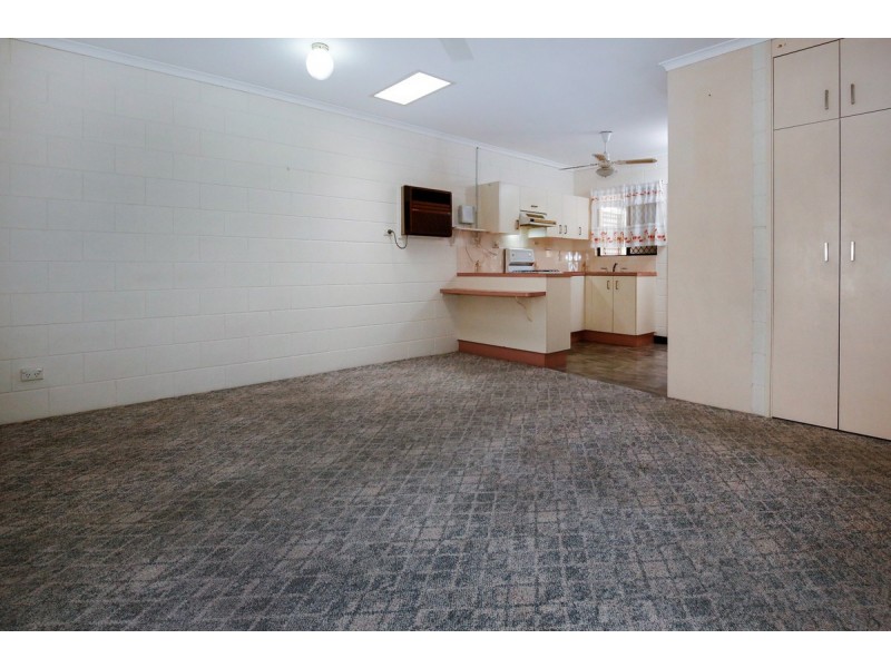 9/131 Ross River Road, Mundingburra QLD 4812