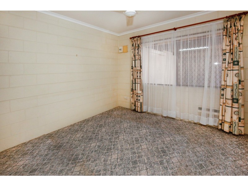 9/131 Ross River Road, Mundingburra QLD 4812