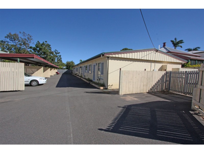 4/13 Cowley Street, West End QLD 4810