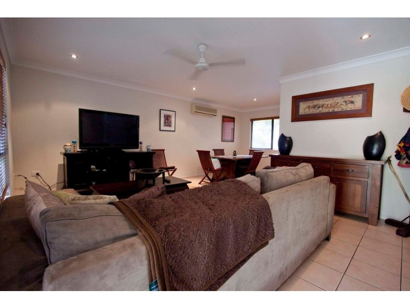 8 Waterford Grove, Idalia QLD 4811