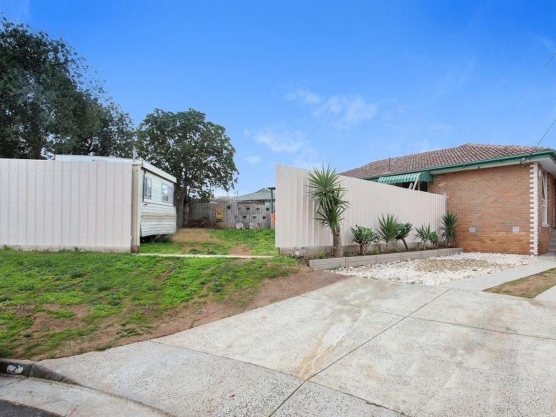 7 Liecester Crescent, Melton VIC 3337