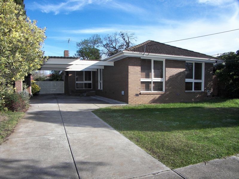 53 Andrew Street, Melton South VIC 3338