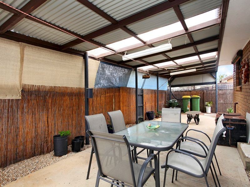 5/11 Henry Street, Melton VIC 3337