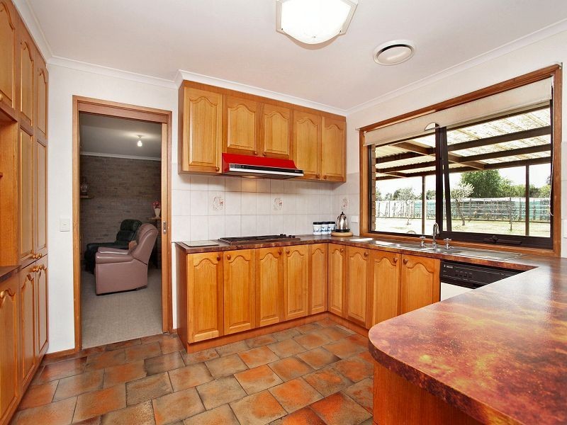 5 Gloaming Ride, Kurunjang VIC 3337