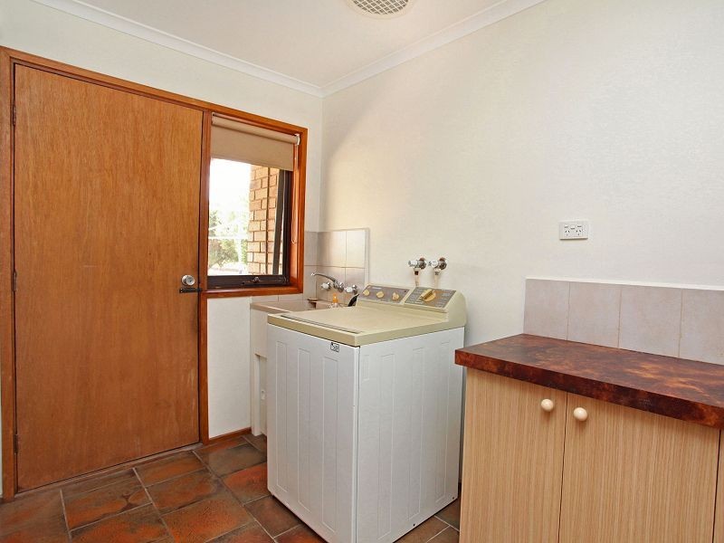 5 Gloaming Ride, Kurunjang VIC 3337