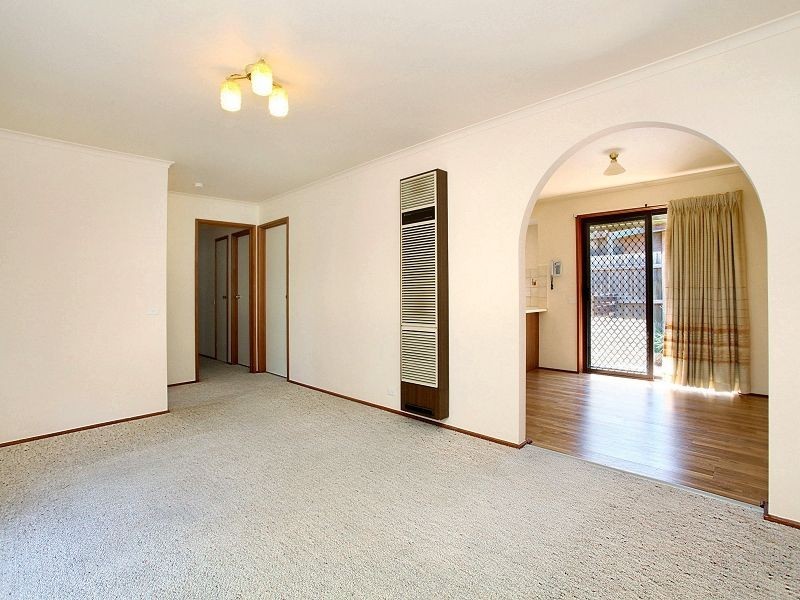 52 Vista Drive, Melton VIC 3337