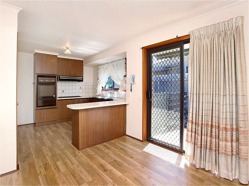 52 Vista Drive, Melton VIC 3337