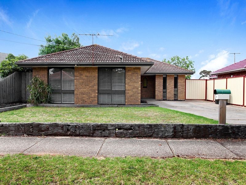 4 Acacia Crescent, Melton South VIC 3338