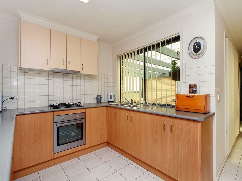 30 Fairhaven Boulevard, Melton West VIC 3337