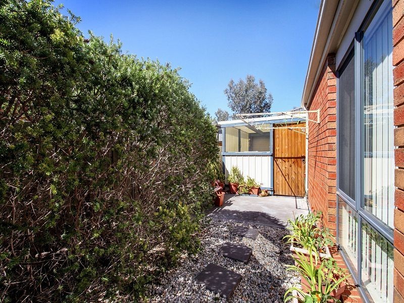 30 Fairhaven Boulevard, Melton West VIC 3337