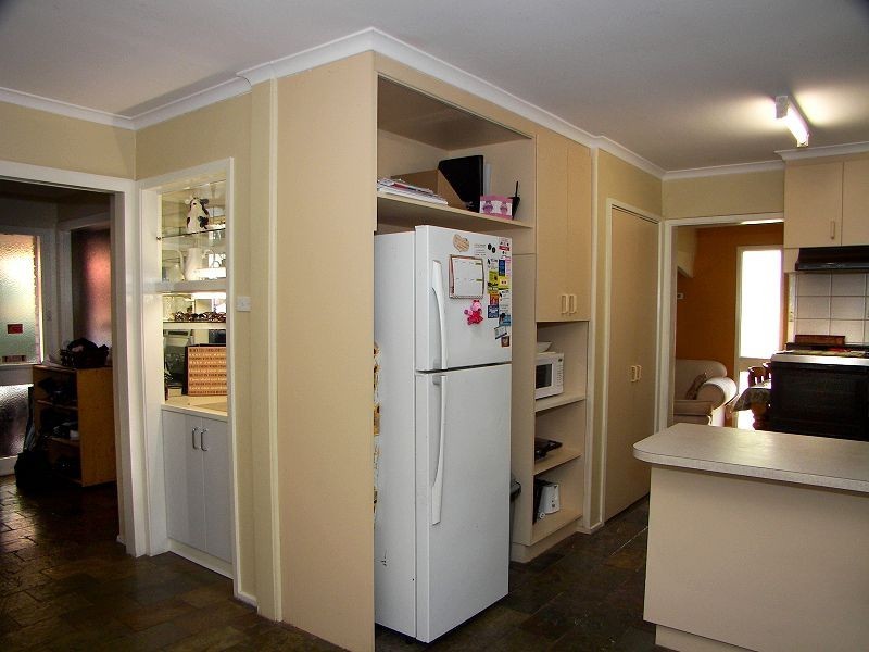 19 Lachlan Road, Melton South VIC 3338