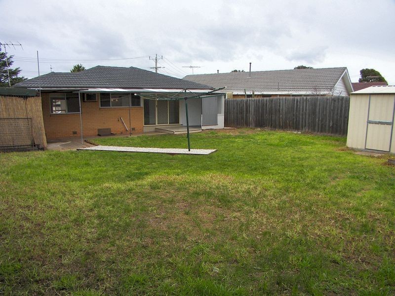 40 Bittern, Melton VIC 3337