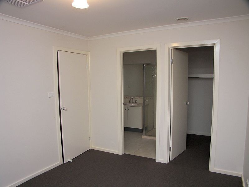 Melton West VIC 3337