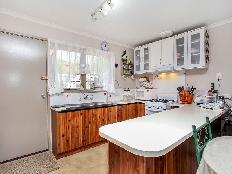 11/14 Fay Street, Melton VIC 3337