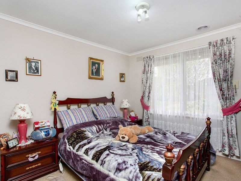 11/14 Fay Street, Melton VIC 3337