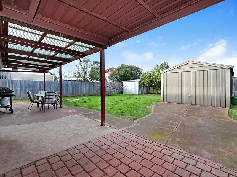 46 Andrew Street, Melton South VIC 3338
