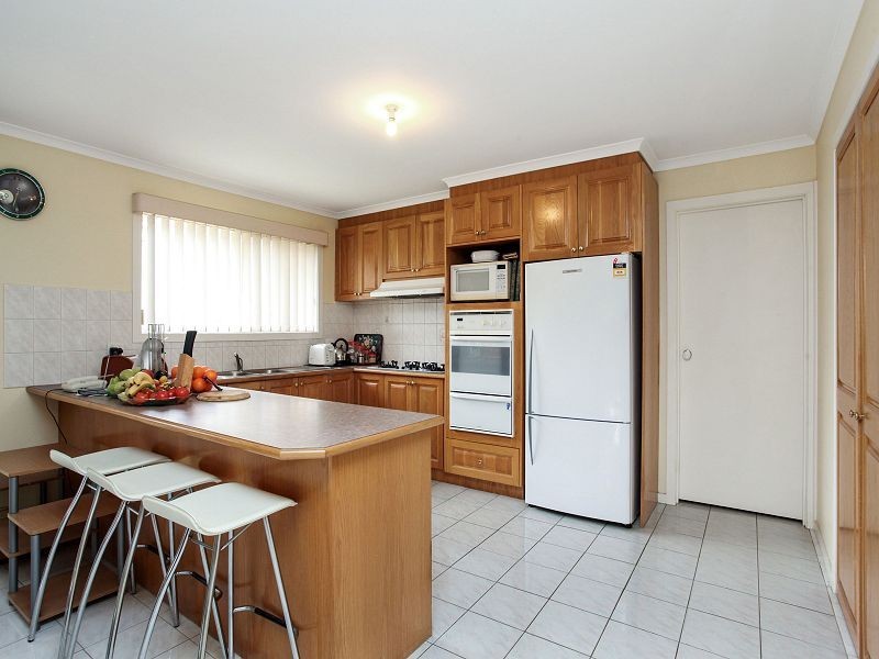 7 Oldershaw Road, Melton VIC 3337