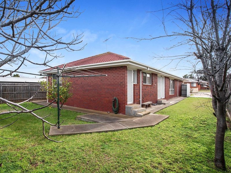 7 Oldershaw Road, Melton VIC 3337