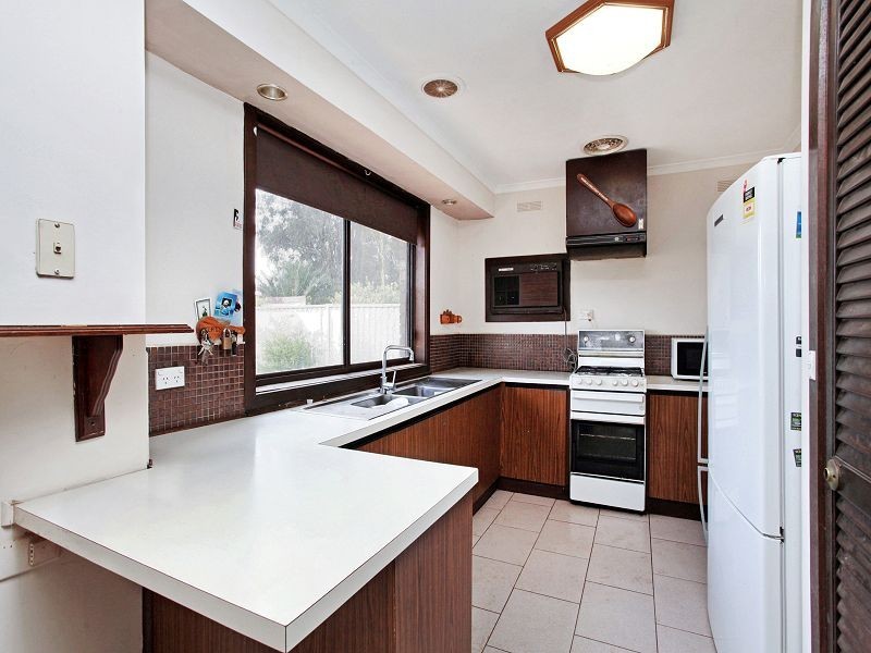 67 Blamey Drive, Melton South VIC 3338