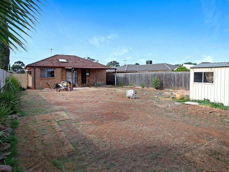 67 Blamey Drive, Melton South VIC 3338