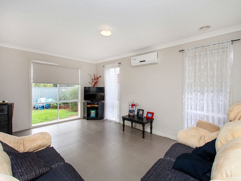 27 Stonehill Drive, Bacchus Marsh VIC 3340