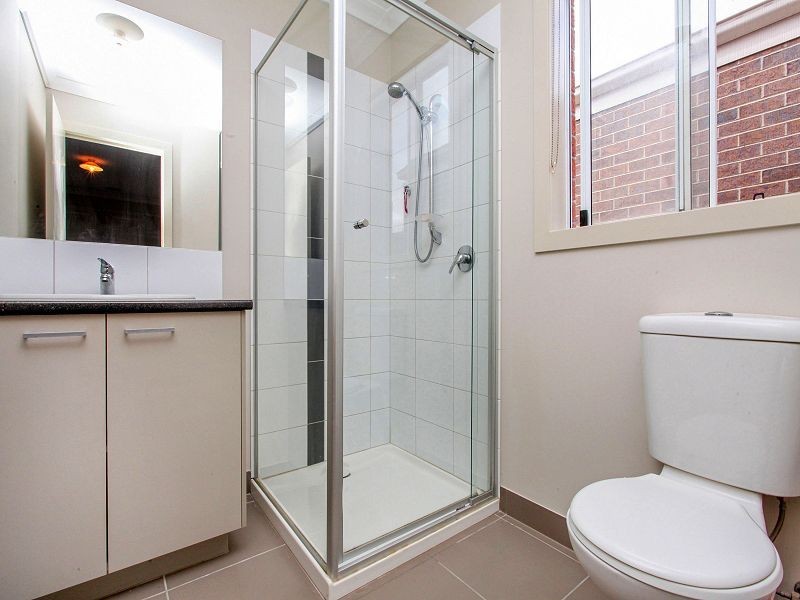 27 Stonehill Drive, Bacchus Marsh VIC 3340