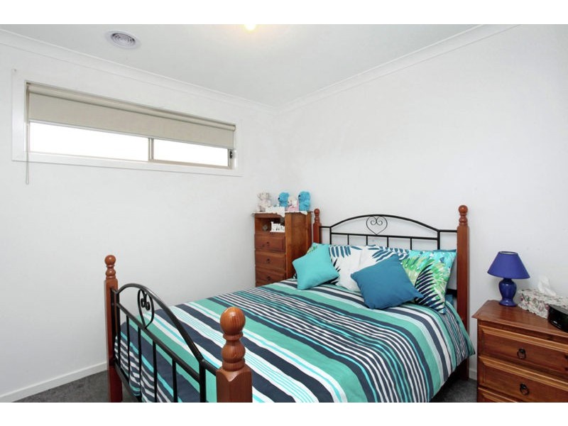 3/241 Coburns Road, Melton West VIC 3337