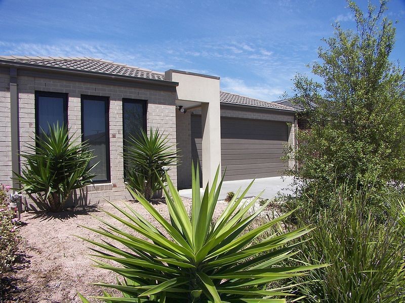 76 O’Conner Road, Deer Park VIC 3023