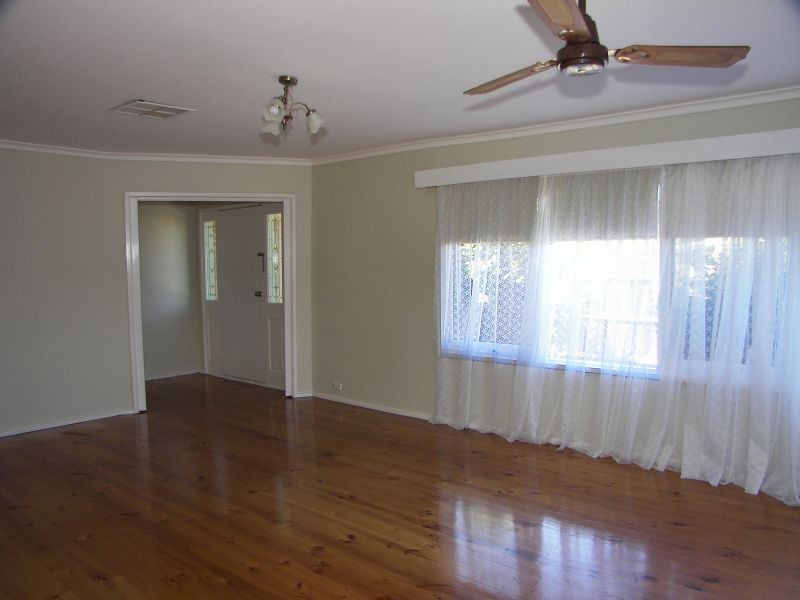 4 Vasey Court, Melton South VIC 3338