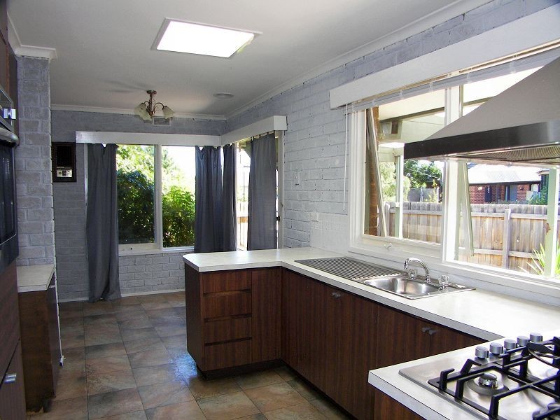 4 Vasey Court, Melton South VIC 3338