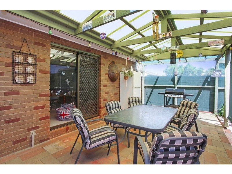 7 Marina Drive, Melton VIC 3337