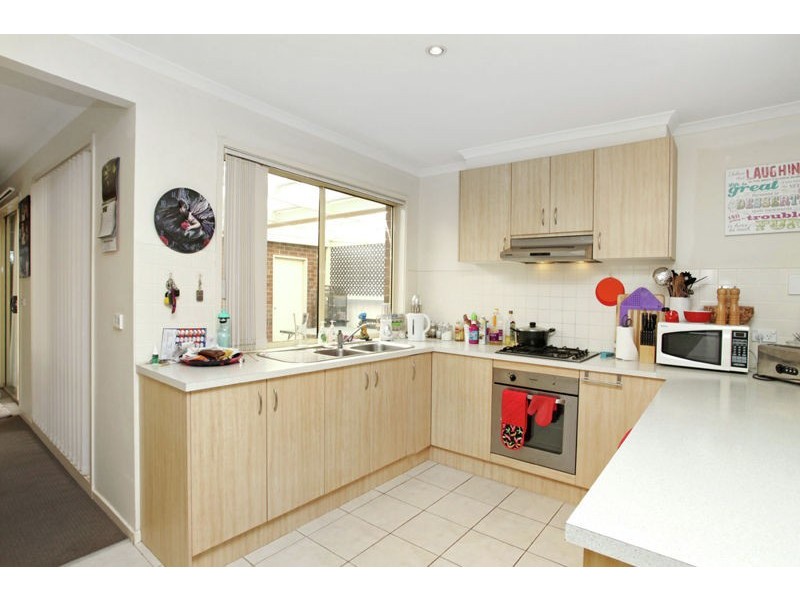 16 Fairhaven Boulervard, Melton West VIC 3337