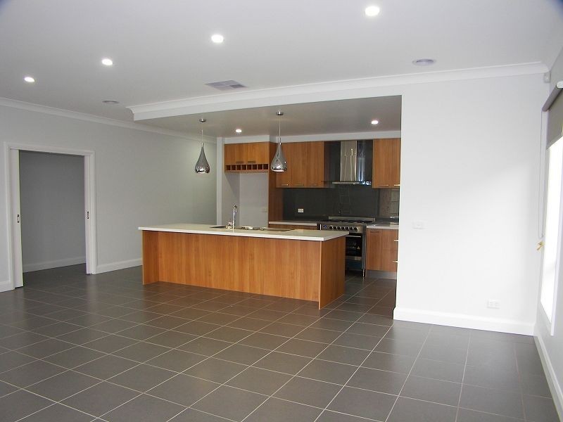 78 Oakpark Drive, Melton West VIC 3337