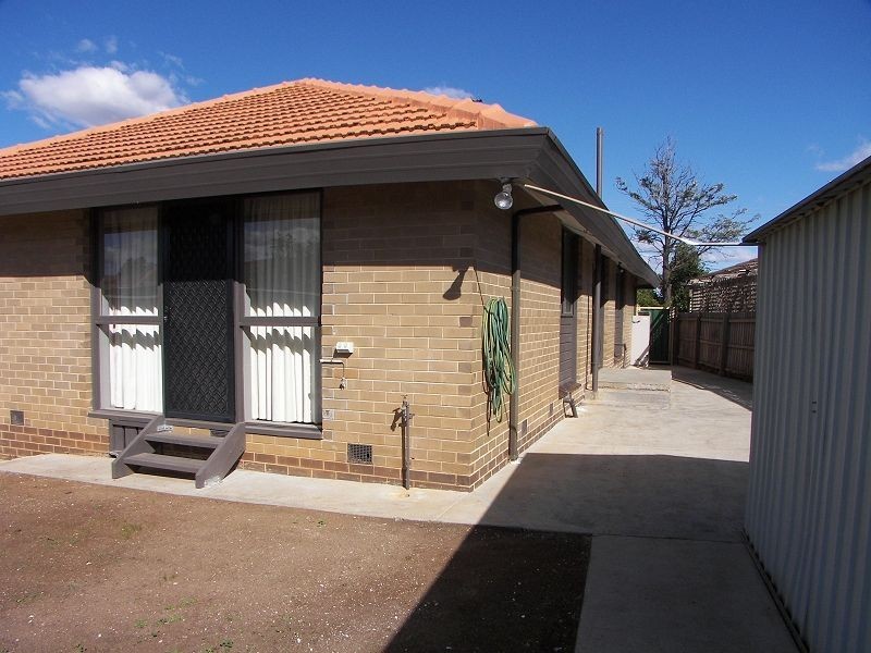 84 Richard Road, Melton South VIC 3338