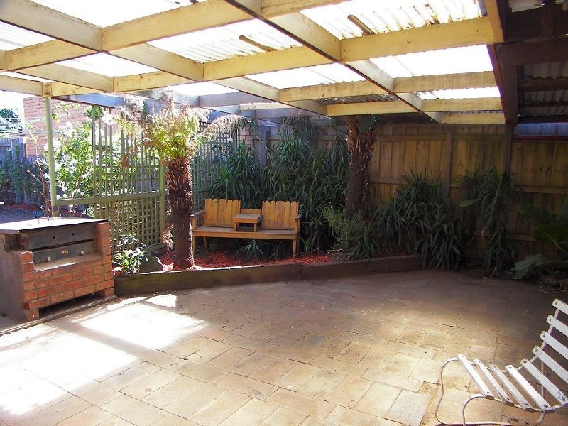 40 Carina Drive, Melton VIC 3337