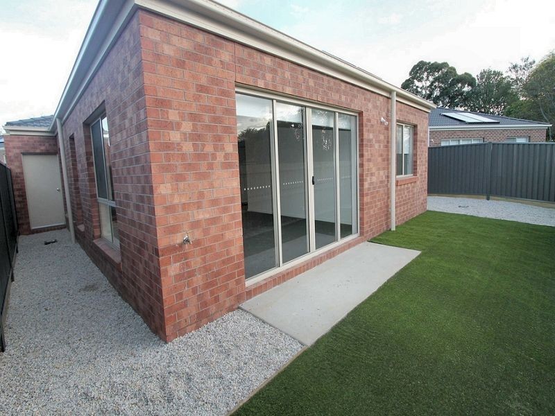 5 Millicent Place, Ballarat East VIC 3350