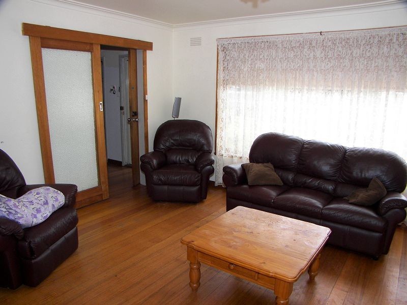 10 Hudson Place, Melton VIC 3337