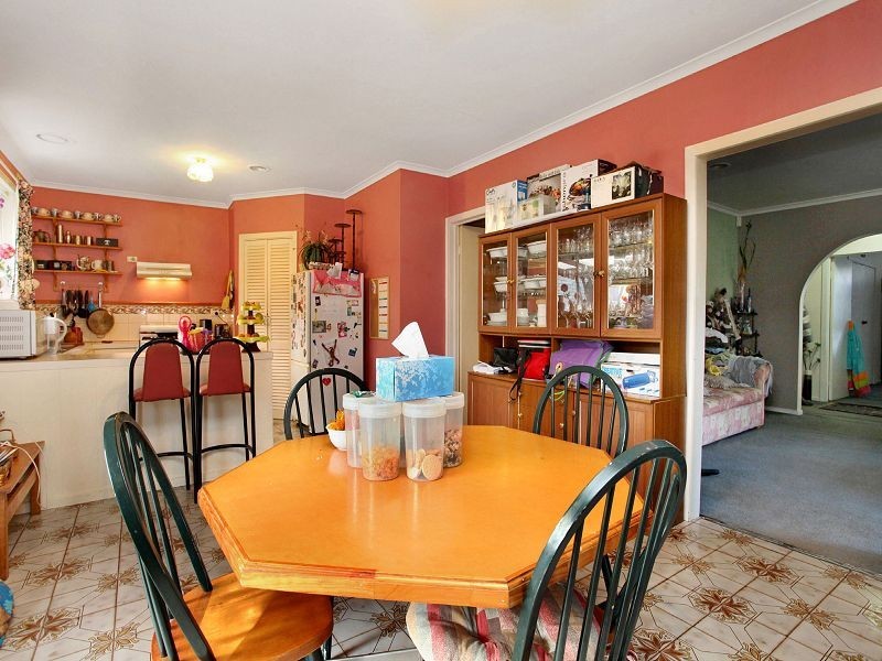 9 Carina Drive, Melton VIC 3337