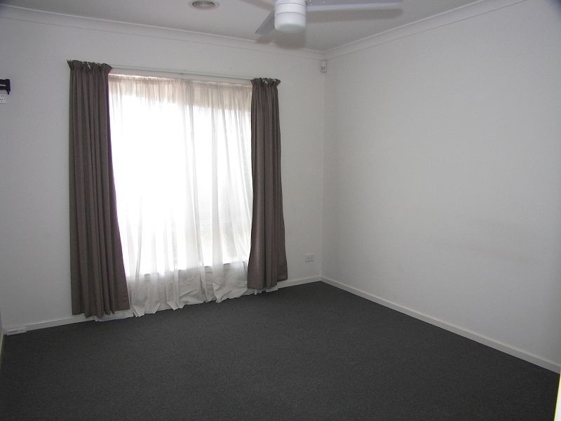 3/55 McBurnie Drive, Kurunjang VIC 3337