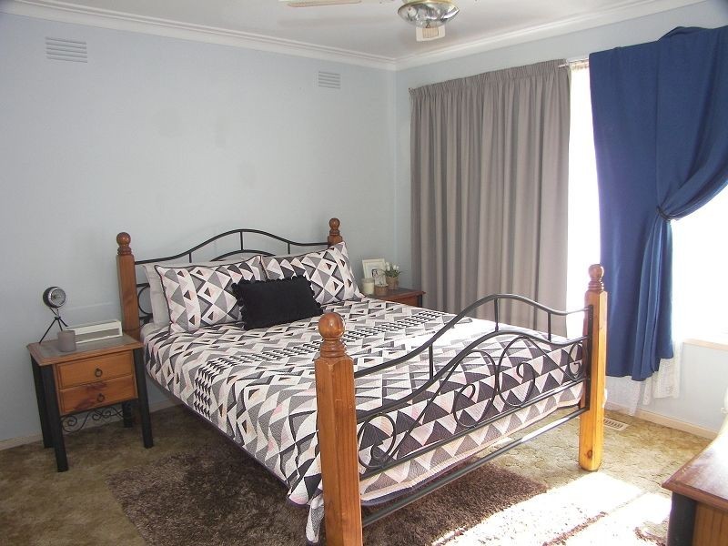 171 Centenary Avenue, Melton VIC 3337