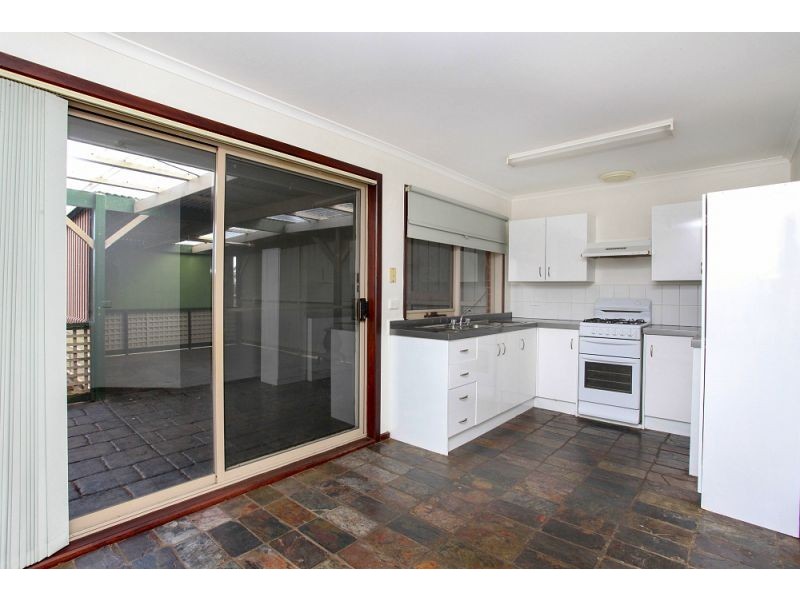 7 Wilong Close, Kurunjang VIC 3337