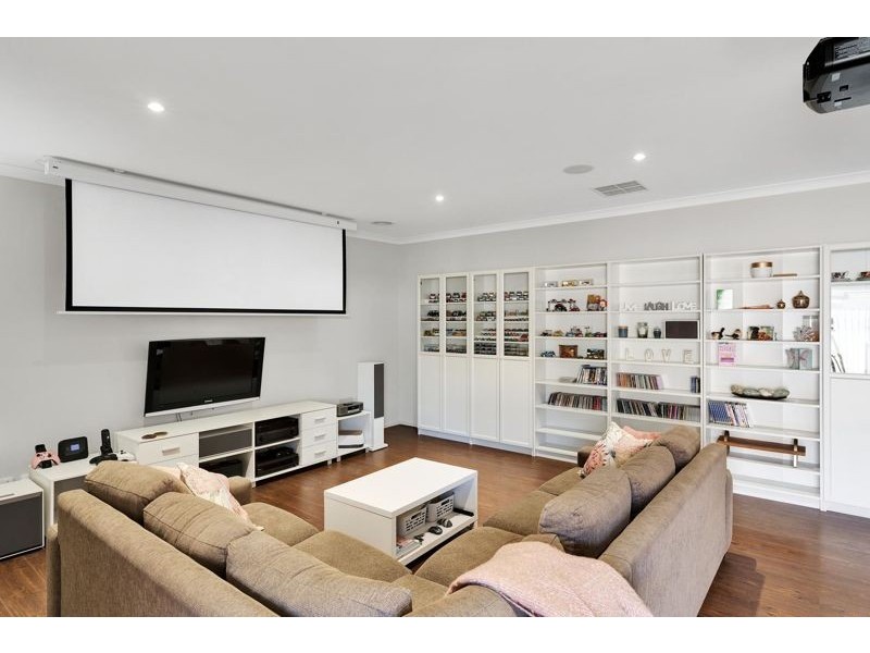 58 Dalray Crescent, Kurunjang VIC 3337