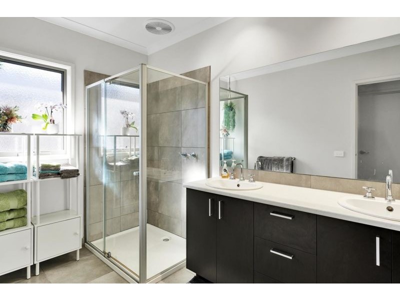 58 Dalray Crescent, Kurunjang VIC 3337