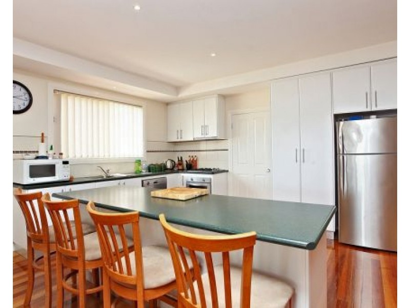 1/3 Sirius Way, Kurunjang VIC 3337