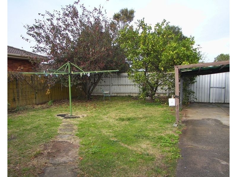 43 Henry Street, Melton VIC 3337