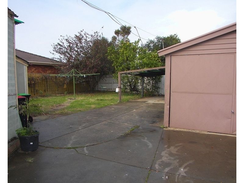 43 Henry Street, Melton VIC 3337